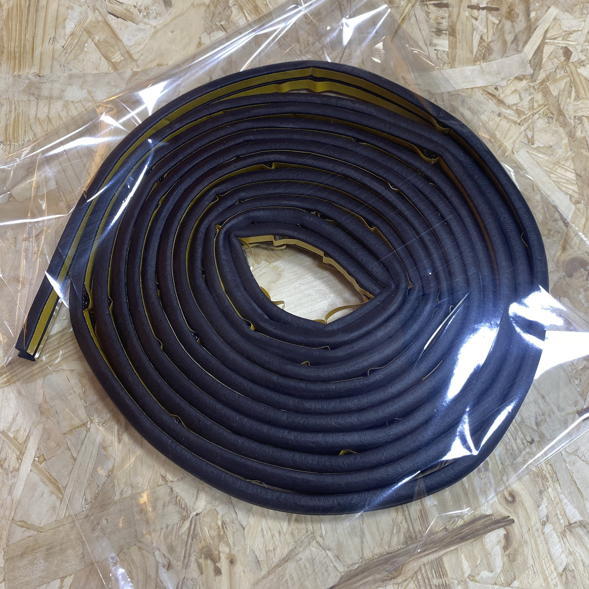 Insulation Strip - 5 meter doubled "Black" - for artwork - Image 3